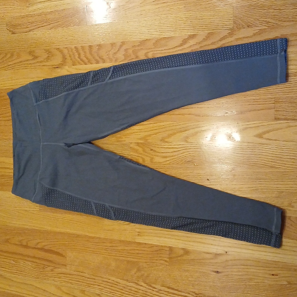 Victoria Secret_Gray Yoga leggings_M